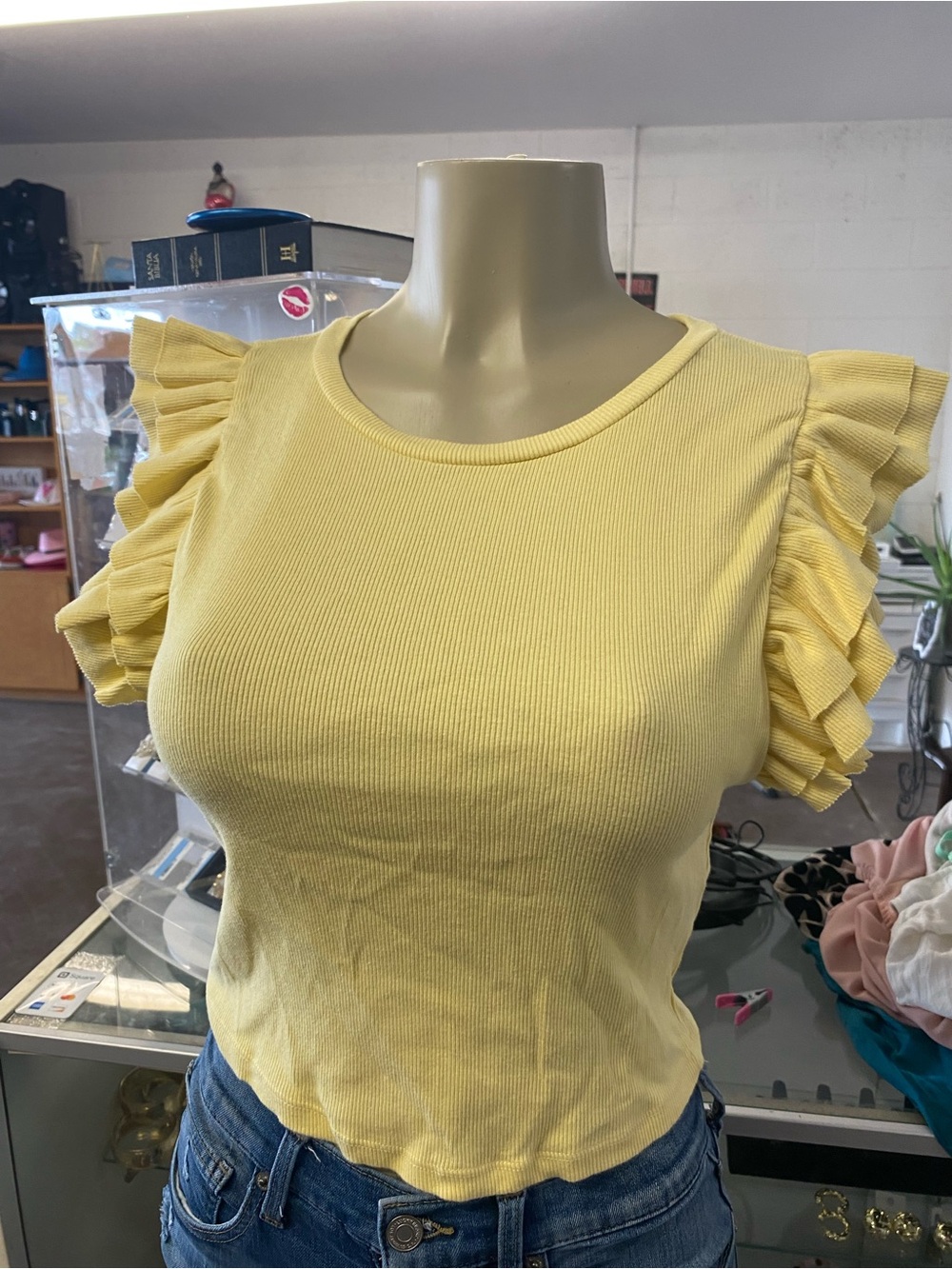 Zara Yellow Ribbed Ruffle Sleeve Tank - Picture 3 of 4